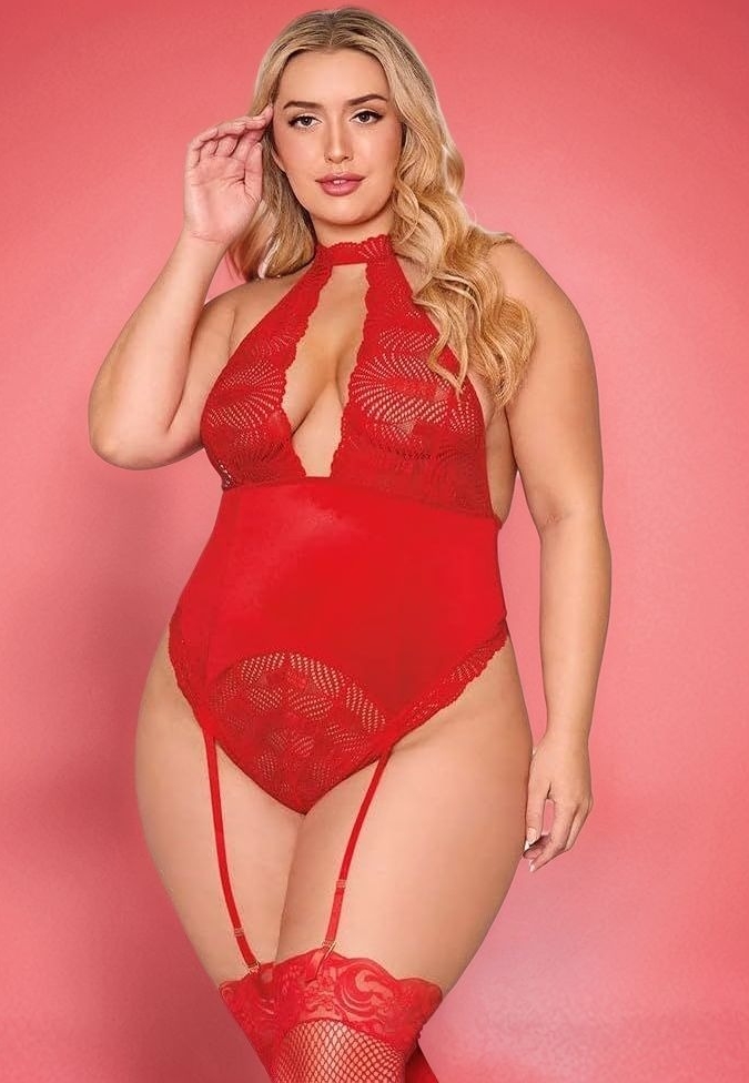 Velours Nocturne : Teddy Jarretière, Dentelle et Seduction