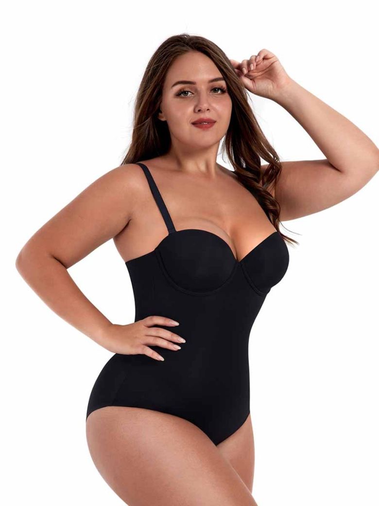 Figurformender Body mit geformten Cups